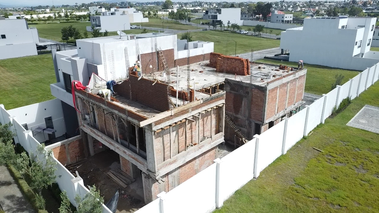 dji fly 20250815 095008 0 1755273008987 photo low quality